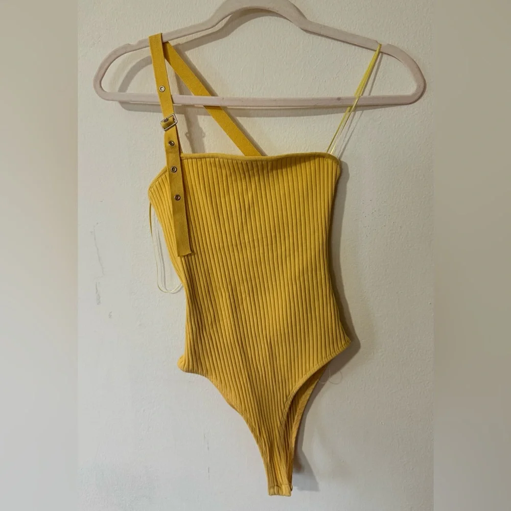 Zara Sunny Yellow Ribbed Top - Picture 2 of 4